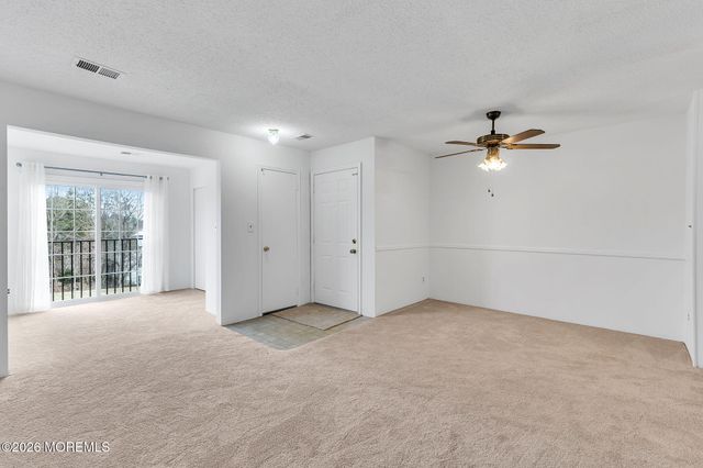 105 Frontier Way, Tinton Falls, NJ 07753