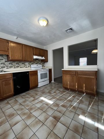 100 Trapelo 2, Waltham, MA 02452