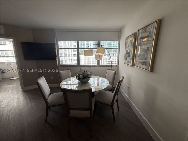 905 Brickell Bay Dr 1124, Miami, FL 33131