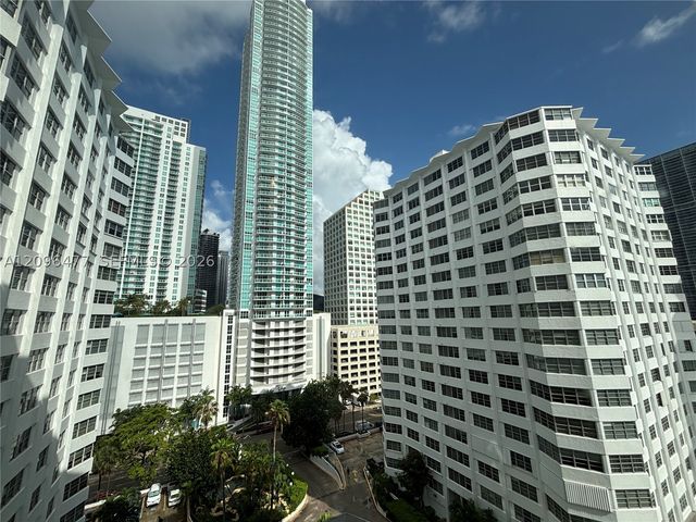 905 Brickell Bay Dr 1124, Miami, FL 33131
