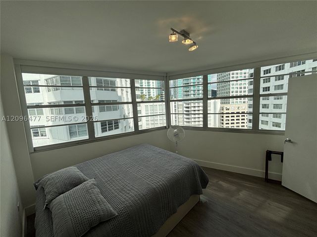 905 Brickell Bay Dr 1124, Miami, FL 33131