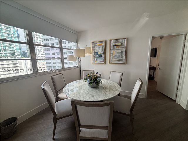 905 Brickell Bay Dr 1124, Miami, FL 33131