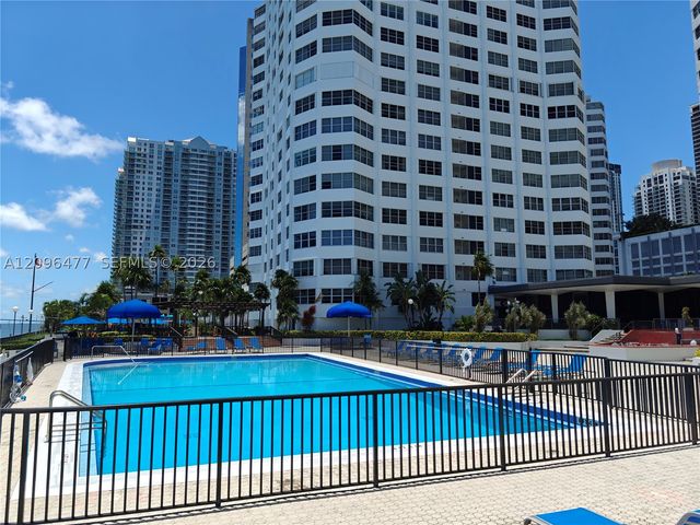 905 Brickell Bay Dr 1124, Miami, FL 33131