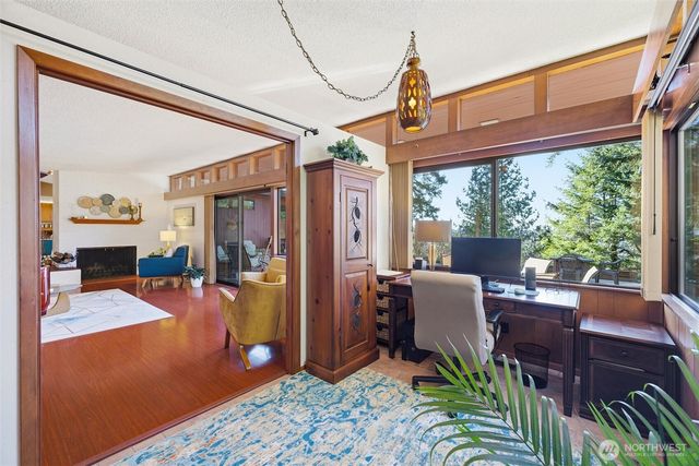 17368 Olympic Place, Mount Vernon, WA 98274