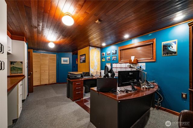 17368 Olympic Place, Mount Vernon, WA 98274