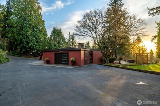 17368 Olympic Place, Mount Vernon, WA 98274