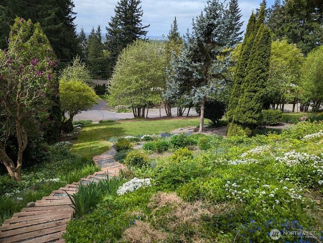 17368 Olympic Place, Mount Vernon, WA 98274