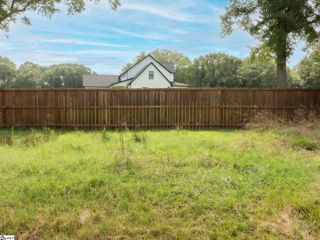 123 Pine Ridge Road, Lyman, SC 29365