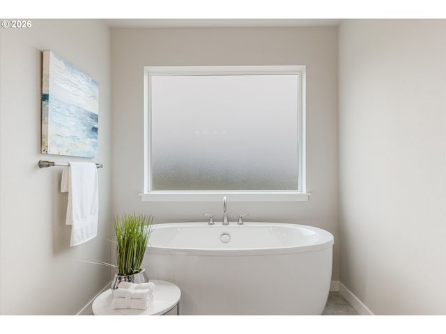1521 Nw Tracy, Mc Minnville, OR 97128