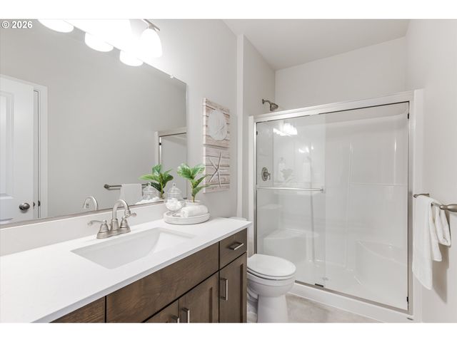 1521 Nw Tracy, Mc Minnville, OR 97128