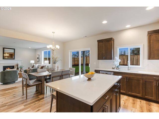 1521 Nw Tracy, Mc Minnville, OR 97128