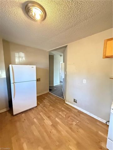 114 N Jackson Avenue, Winston-salem, NC 27101