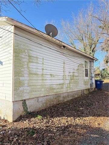 114 N Jackson Avenue, Winston-salem, NC 27101