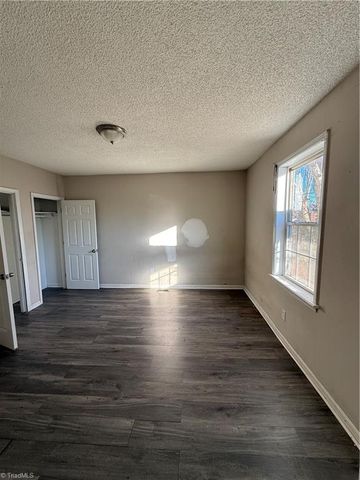 114 N Jackson Avenue, Winston-salem, NC 27101