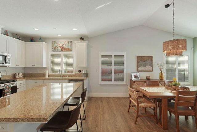 13929 E Orchard View Ct, Lockeford, CA 95237