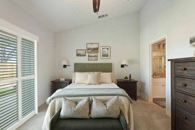 13929 E Orchard View Ct, Lockeford, CA 95237