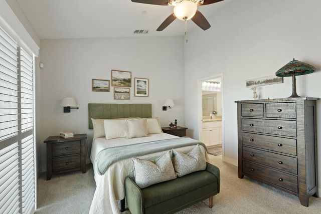 13929 E Orchard View Ct, Lockeford, CA 95237