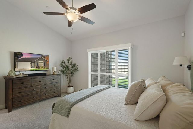 13929 E Orchard View Ct, Lockeford, CA 95237