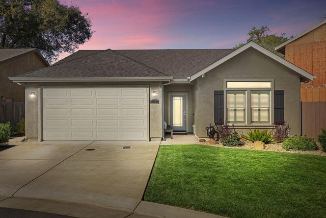 13929 E Orchard View Ct, Lockeford, CA 95237