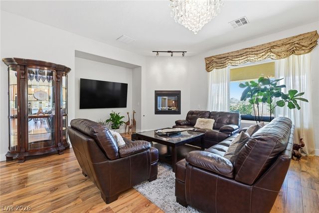7305 Cypress Run Drive, Las Vegas, NV 89131