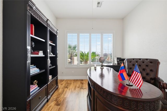 7305 Cypress Run Drive, Las Vegas, NV 89131