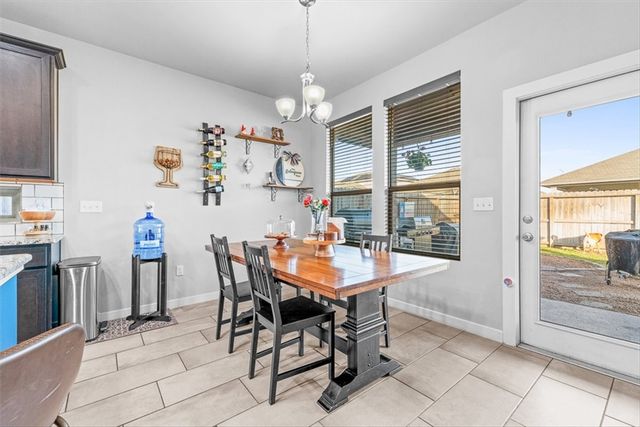 1015 Pasadena St, Portland, TX 78374