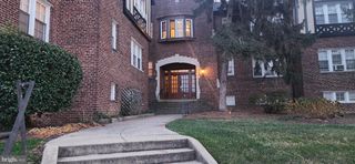 222 FARRAGUT ST NW #105, Washington, DC 20011