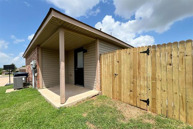 6140 Cielo Terrace, Oklahoma City, OK 73149