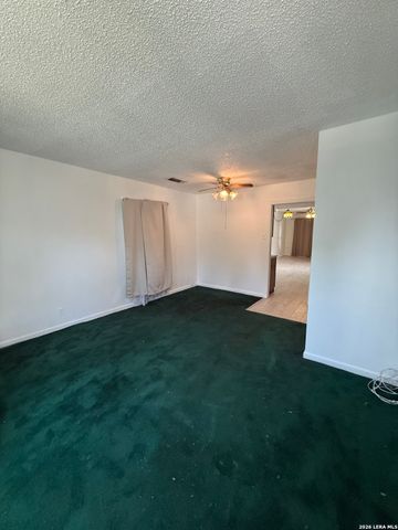 215 SUBLETT DR, San Antonio, TX 78223