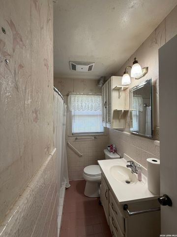 215 SUBLETT DR, San Antonio, TX 78223