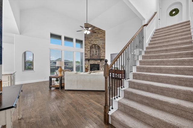 11601 Norcross Drive, Cross Roads, TX 76227