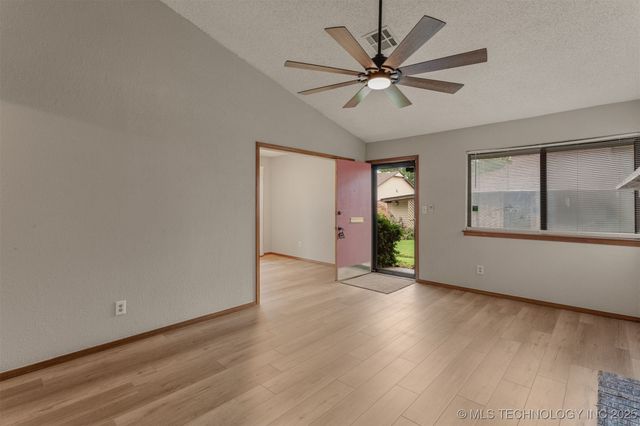 11018 E 13th Street S 47 D, Tulsa, OK 74128