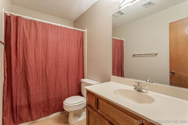 11018 E 13th Street S 47 D, Tulsa, OK 74128