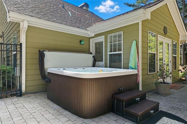 263 Lakeside Drive, Waleska, GA 30183