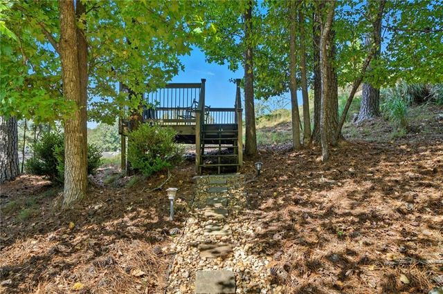 263 Lakeside Drive, Waleska, GA 30183