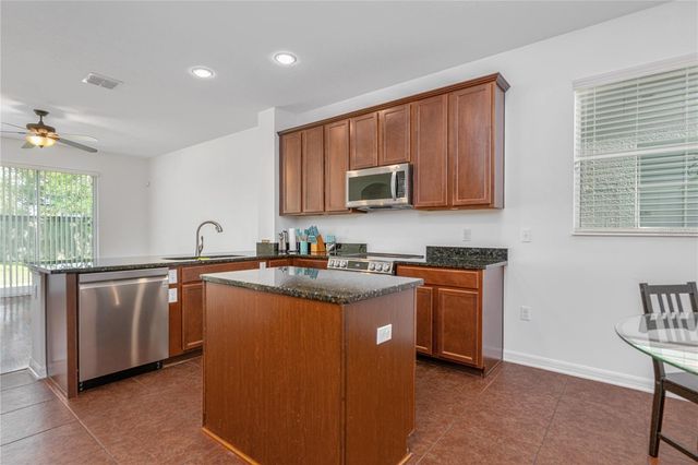 2878 PEWTER MIST COURT, Oviedo, FL 32765