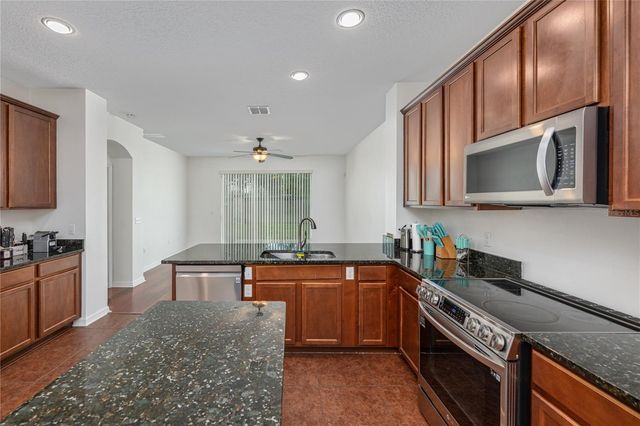 2878 PEWTER MIST COURT, Oviedo, FL 32765