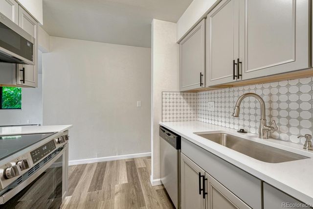 5995 W Hampden Avenue 22H, Denver, CO 80227