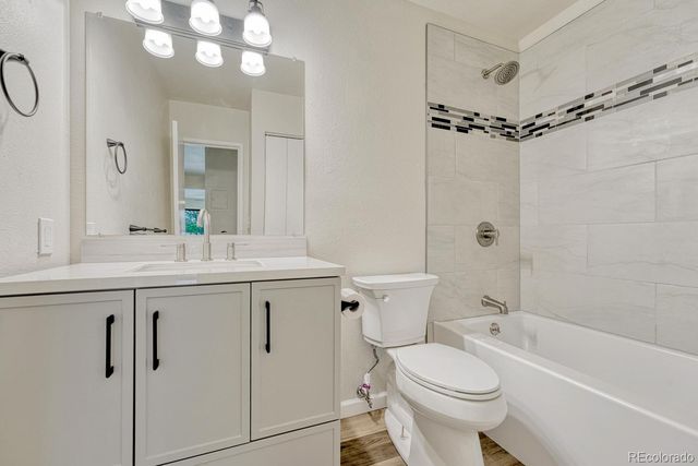 5995 W Hampden Avenue 22H, Denver, CO 80227