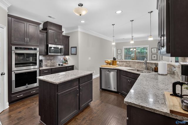 27 Windridge Drive, Fayetteville, TN 37334