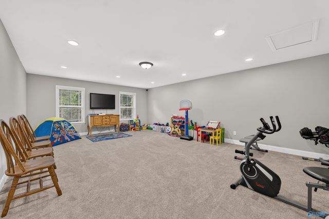 27 Windridge Drive, Fayetteville, TN 37334