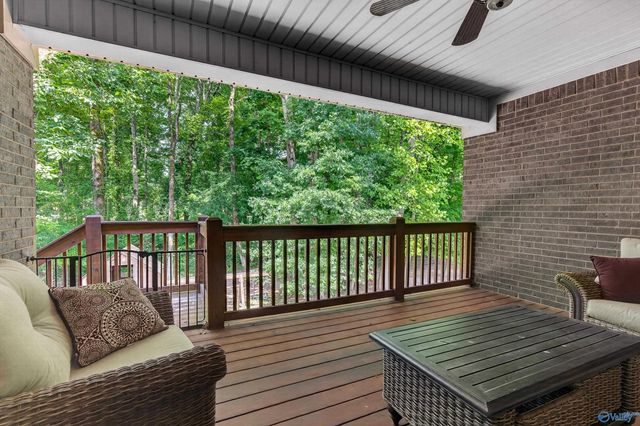 27 Windridge Drive, Fayetteville, TN 37334