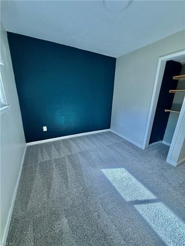 4700 Victory RD, Virginia Beach, VA 23455