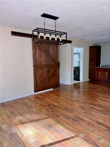 4700 Victory RD, Virginia Beach, VA 23455