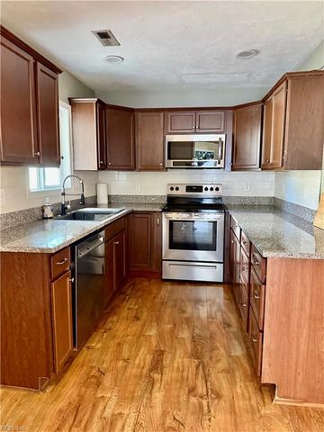4700 Victory RD, Virginia Beach, VA 23455