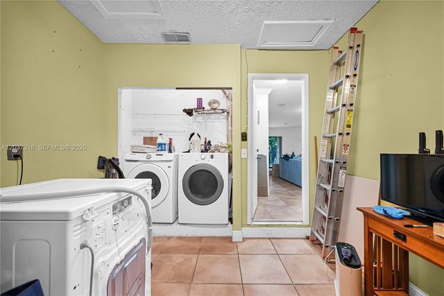 15561 SW 110th Terrace, Miami, FL 33196