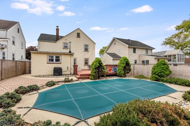 136 Sunset Ave, North Arlington Boro, NJ 07031