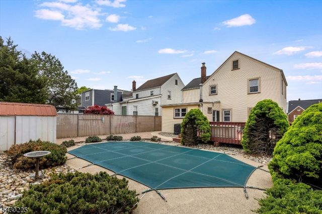 136 Sunset Ave, North Arlington Boro, NJ 07031