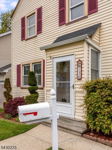 136 Sunset Ave, North Arlington Boro, NJ 07031