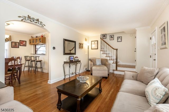 136 Sunset Ave, North Arlington Boro, NJ 07031